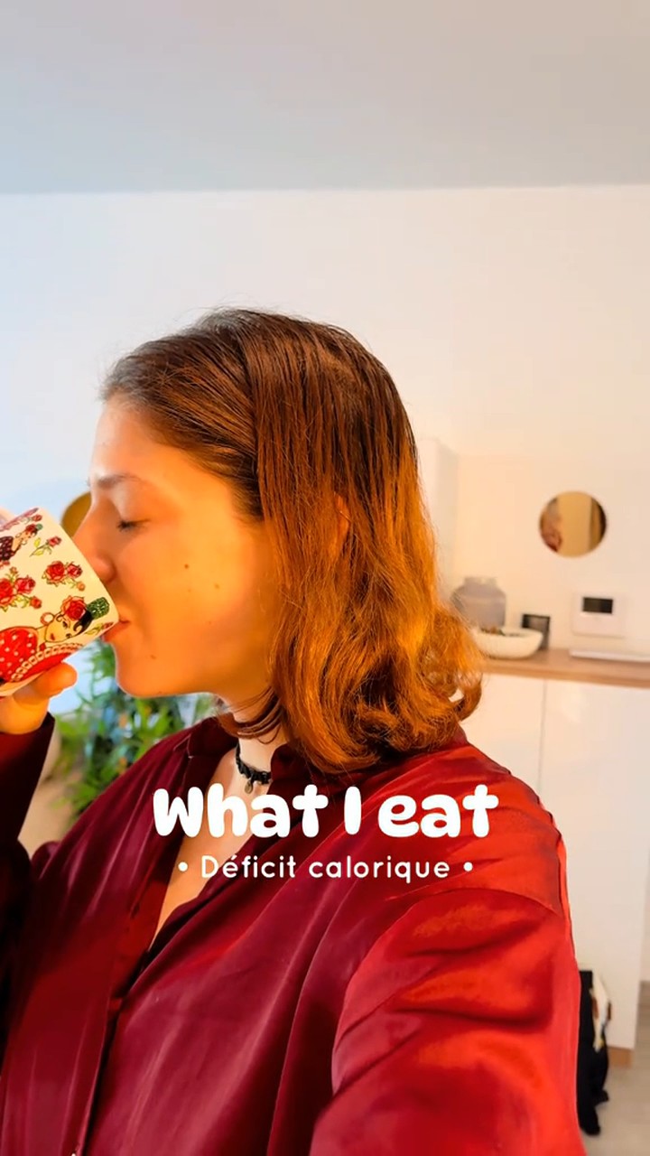 Première frame soignée d'un format What I eat en déficit calorique